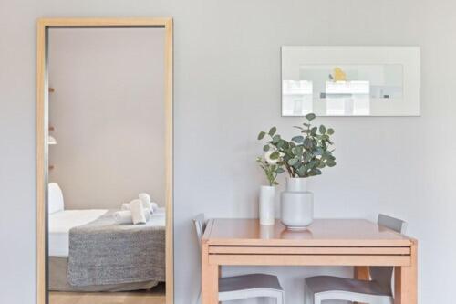 Fisa Rentals Gran Via Apartments - Superior Studio - 1