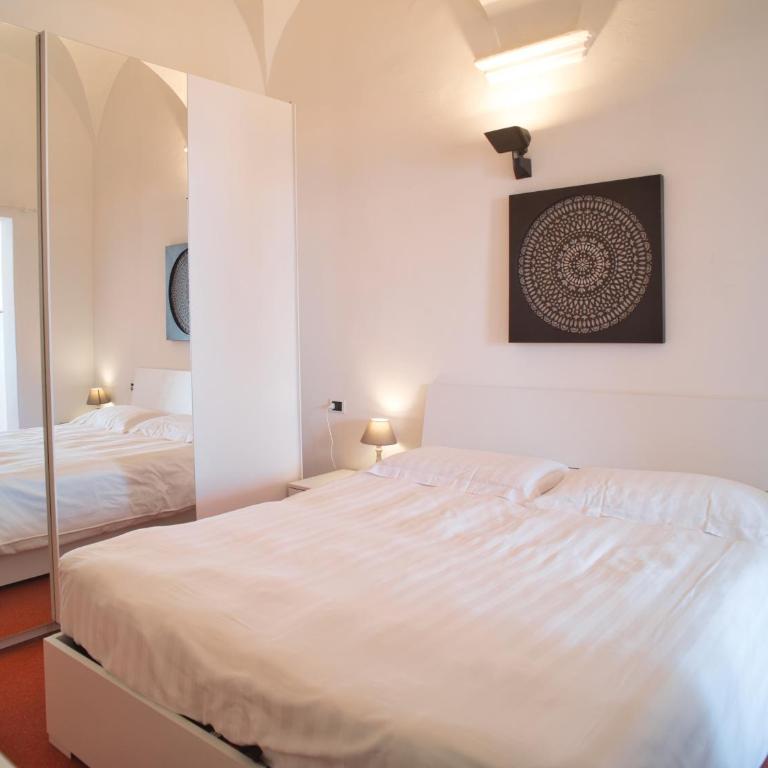 Medusa Apartment - Piazza 2 - Appartamento - 4