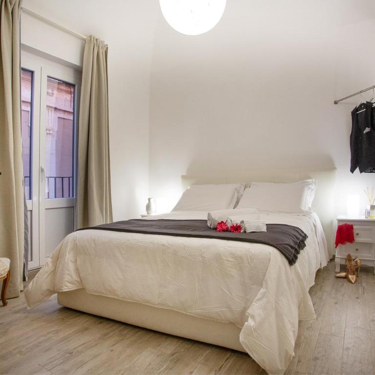 Duomo Luxury Suite Catania - Deluxe Suite with Spa Bath - 7