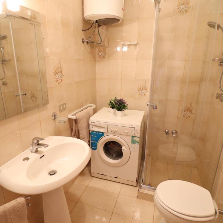 In Good Location And With Balcony - Casa Vacanze Nicole In Salento - Appartamento - 36