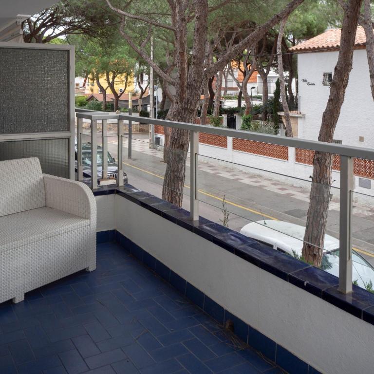 Petite Marie Apartament acollidor per 2 persones a 2 minuts de la Platja Gran, en ple centre de Platja d'Aro - Apartamento de 1 dormitorio - 3