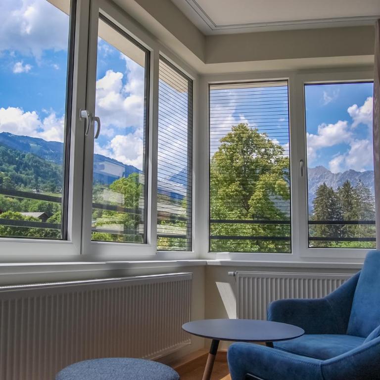 TUI BLUE Montafon - Deluxe Doppelzimmer mit Zustellbett - 3