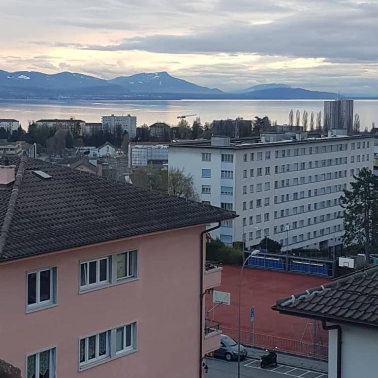 Bed and Breakfast Prilly-Lausanne - Dreibettzimmer mit Aussicht - 3