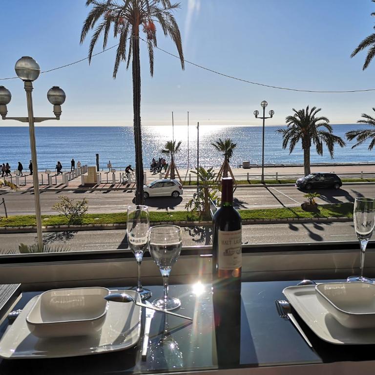 Le PALAIS, Promenade des Anglais, Luxry app, 2 ch, 2 SDB, 88m - Appartement 2 Chambres - 28