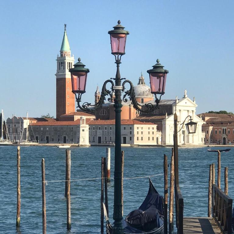Biennale Venice Charme Apartment - Two-Bedroom Apartment - 35