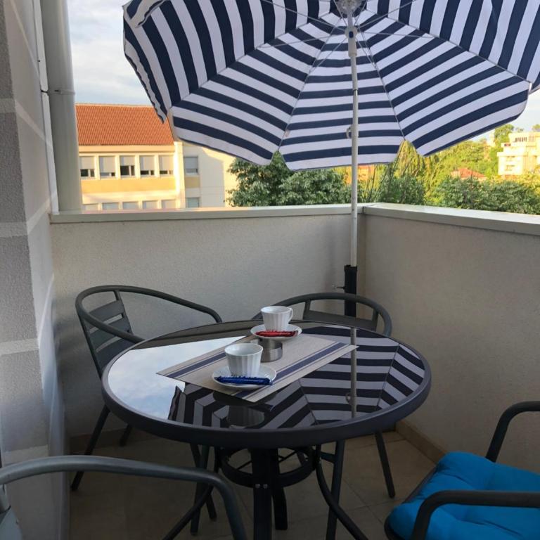 Studio Apartman NENA - Apartman - 10