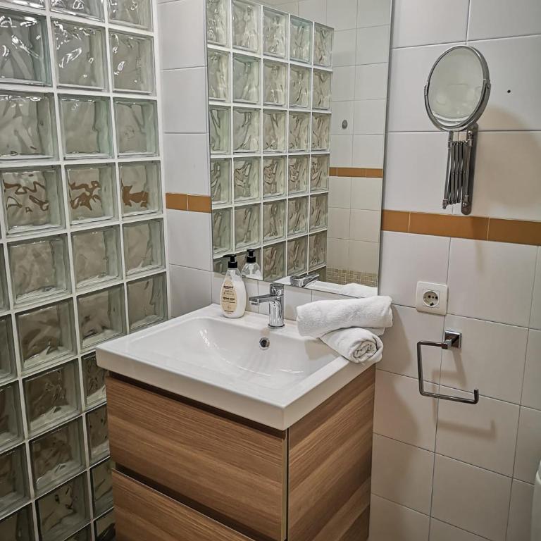señores curas - Apartamento de 1 dormitorio - 9