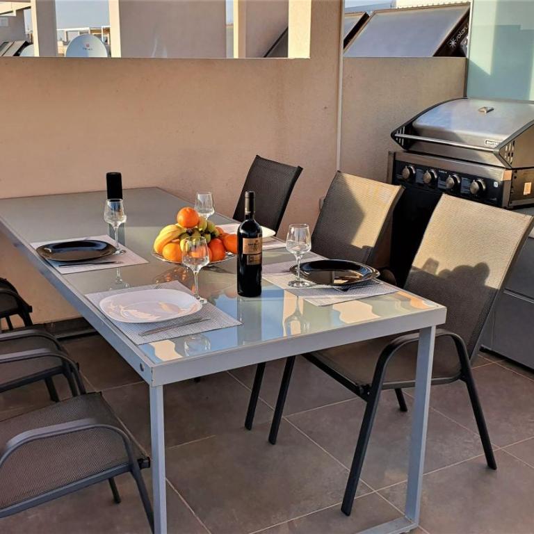 Penthouse 2 bedrooms in Mil Palmeras - Apartamento - 25