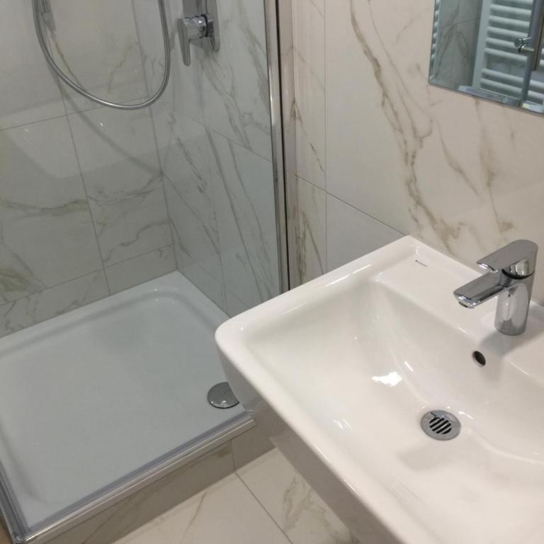 Gästehaus Jasmin - 2 Doppelzimmer mit Verbindungstür - 12