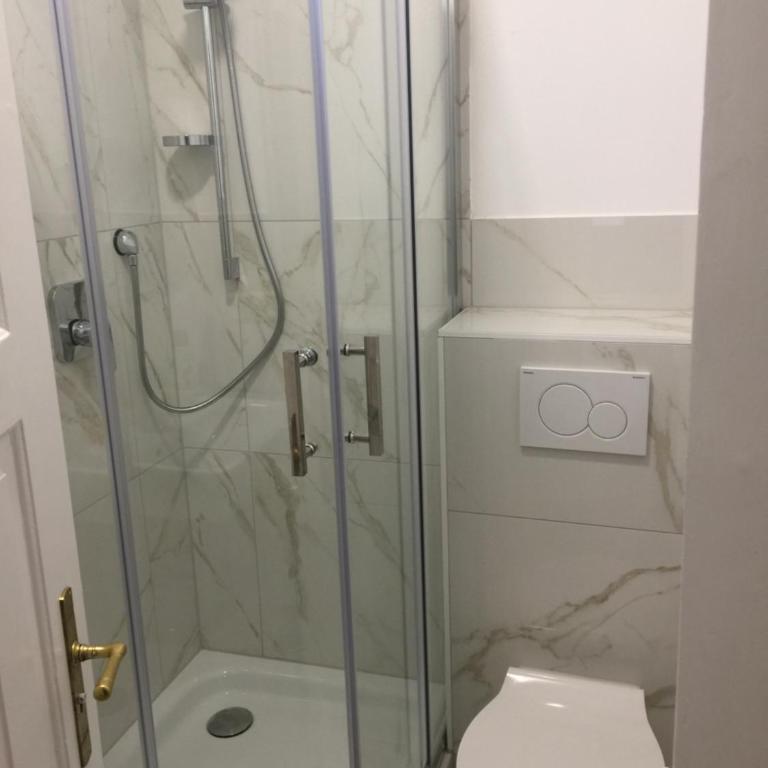 Gästehaus Jasmin - Budget Einzelzimmer mit Gemeinschaftsbad - 6