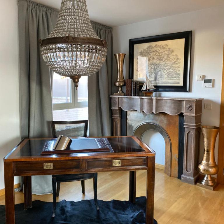 Valdevebas Chalet con Piscina - Five-Bedroom House - 12