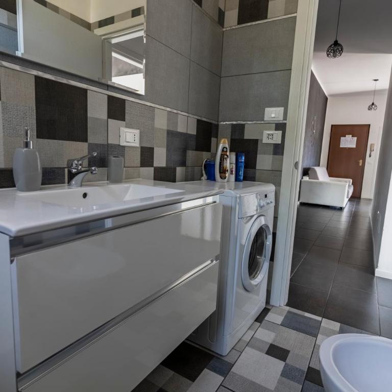 Red & Blu Apartments - Casa con 3 Camere da Letto - 13