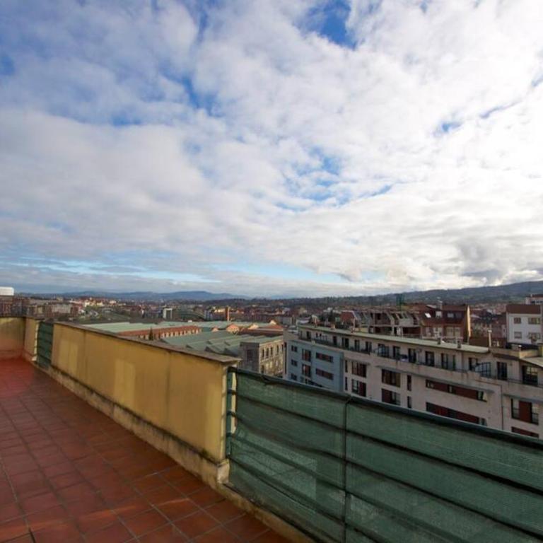 Atico centro Oviedo 3hab+garaje+terraza+wifi - Apartamento de 3 dormitorios - 1