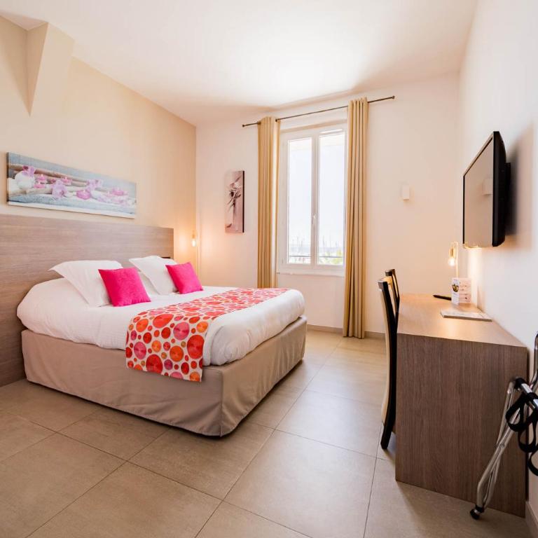 Hôtel Le Rabelais - Chambre Double Deluxe - 3