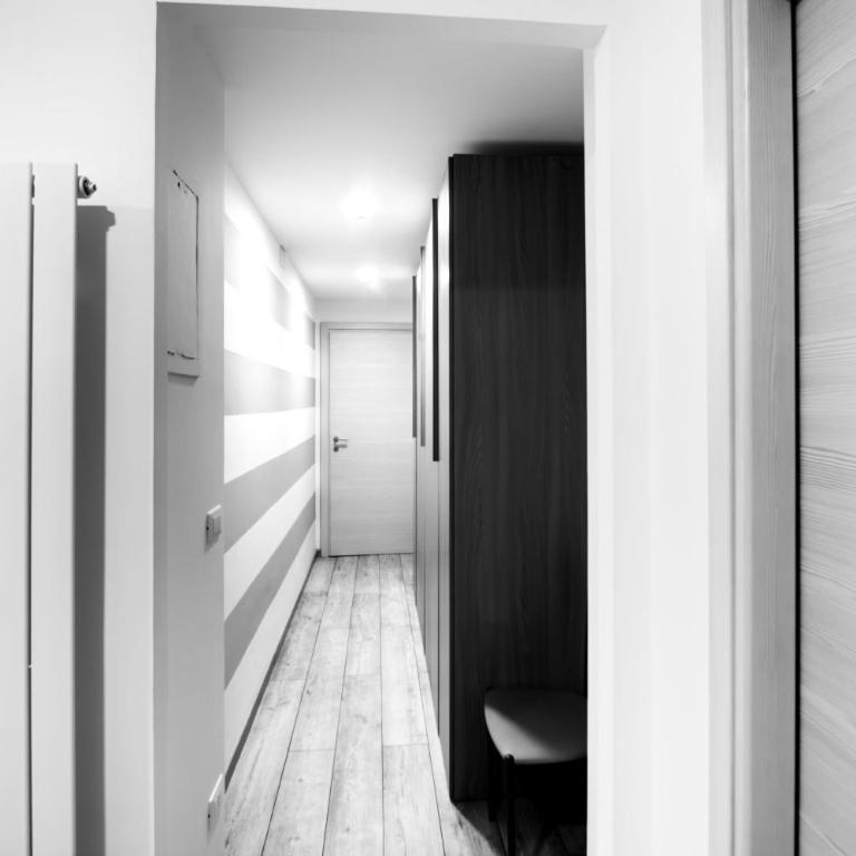 Suite Eleven - Camera Quadrupla con Bagno Privato Esterno - 15