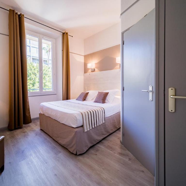 Hôtel Le Rabelais - Chambre Double Classique - 3