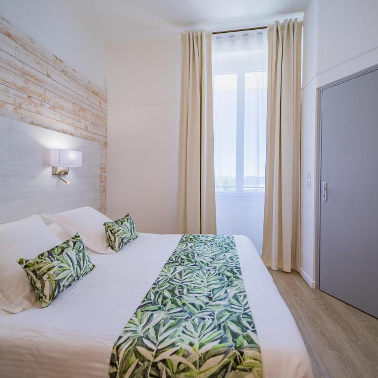 Hôtel Le Rabelais - Chambre Double Privilège avec Vue sur la Mer - 4