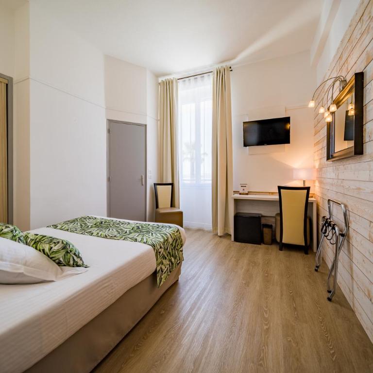 Hôtel Le Rabelais - Chambre Double Privilège avec Vue sur la Mer - 11