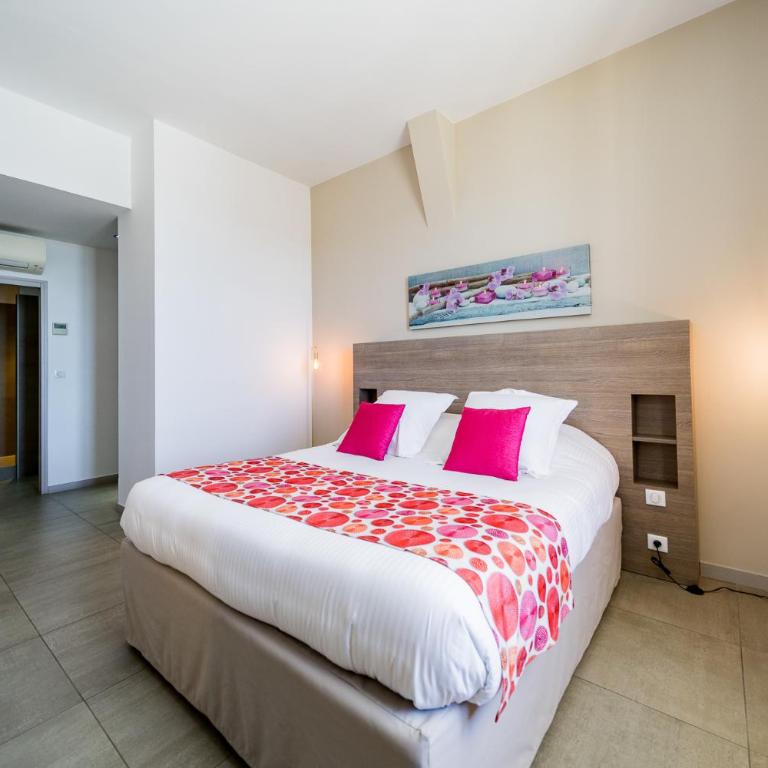 Hôtel Le Rabelais - Chambre Double Deluxe - 7