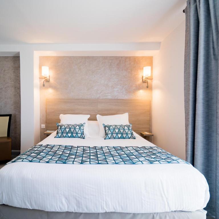 Hôtel Le Rabelais - Chambre Double Prestige avec Balcon - Vue sur Mer - 4