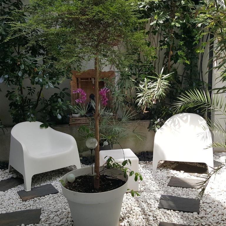 Be Loft B&B Pool & Spa - Chambre Deluxe avec Jacuzzi - 6