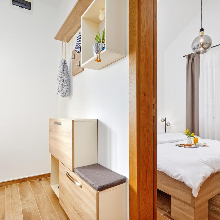 42° North Apartments - One-Bedroom Apartment - 14