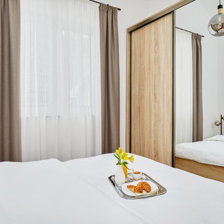 42° North Apartments - One-Bedroom Apartment - 15