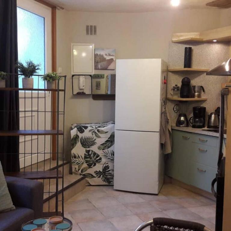 Joli petit loft dans échoppe pierre centre-ville - Appartement avec Terrasse - 3