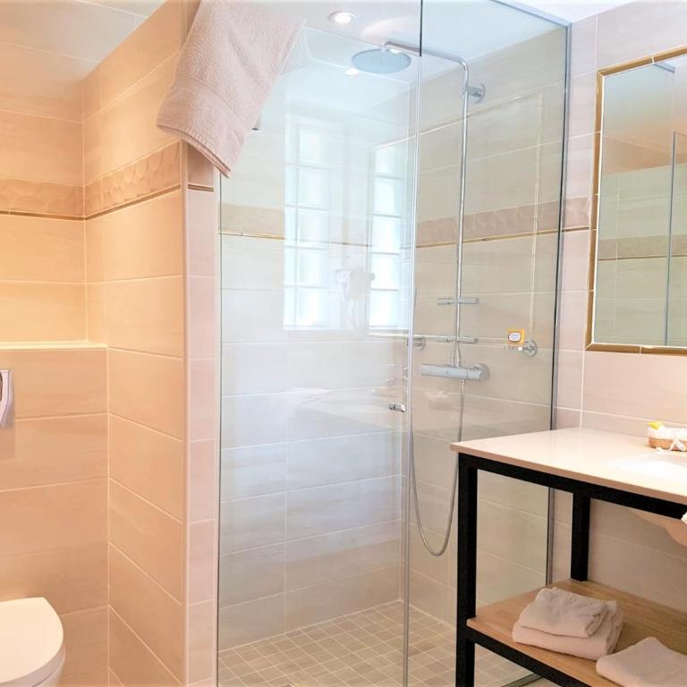 B&B with charm, quiet, kitchen, sw pool. - Chambre Familiale avec Terrasse - 7