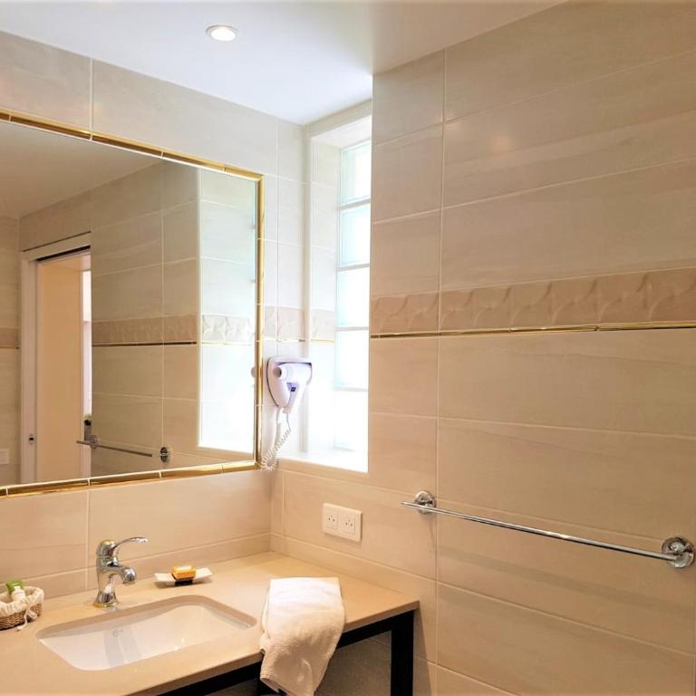 B&B with charm, quiet, kitchen, sw pool. - Chambre Familiale avec Terrasse - 6