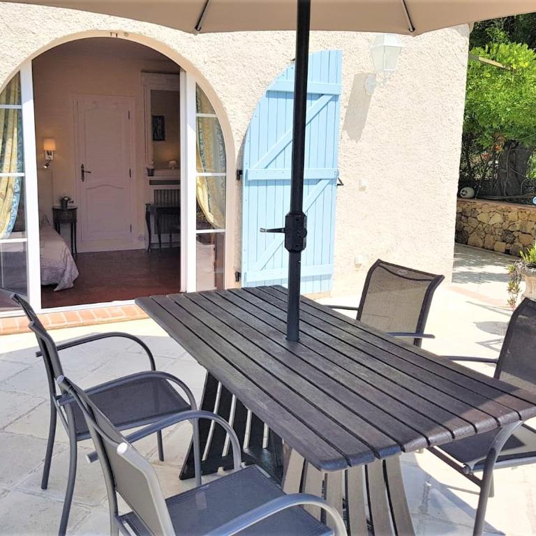 B&B with charm, quiet, kitchen, sw pool. - Chambre Familiale avec Terrasse - 4