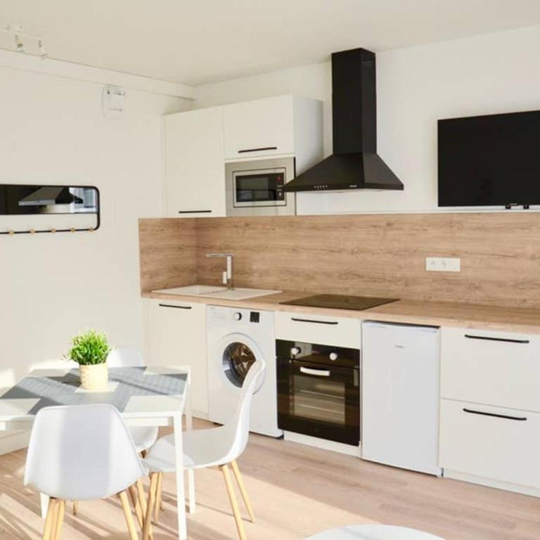 Dolmen Adrien 1 - One-Bedroom Apartment - 1