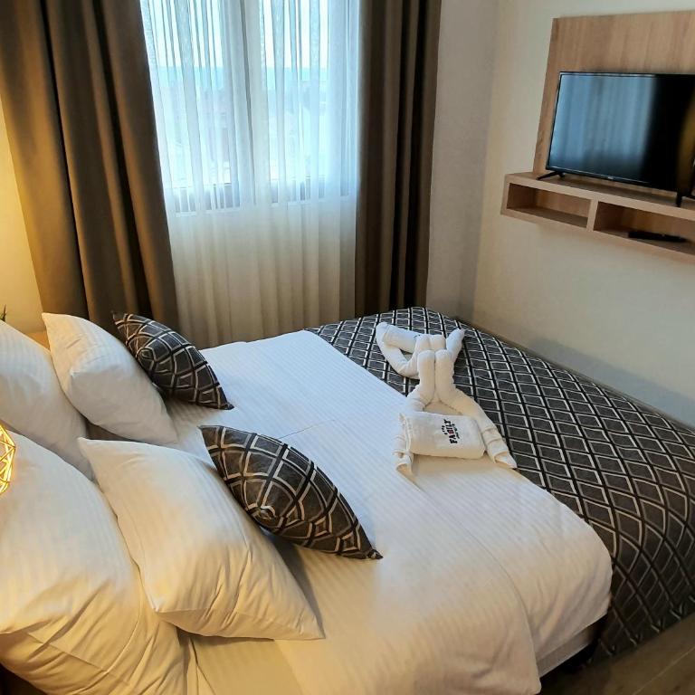 Family Apartments - One-Bedroom Apartment - 7