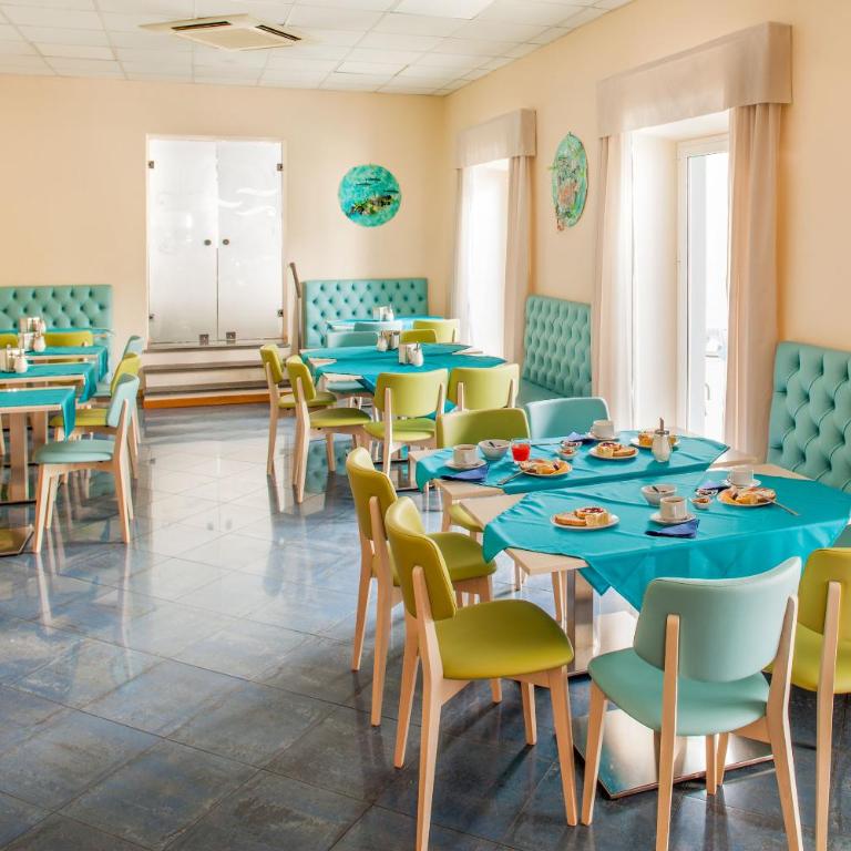 Hotel Baia Bianca - Camera Matrimoniale/Doppia con Letti Singoli - 11
