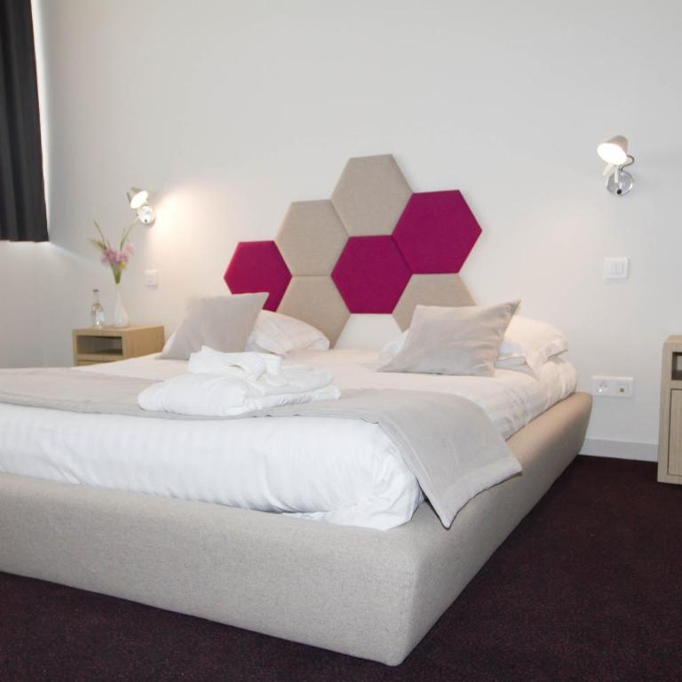 Bourquin Hotel - Lycée Hôtelier Christian Bourquin - Chambre Deluxe - 9