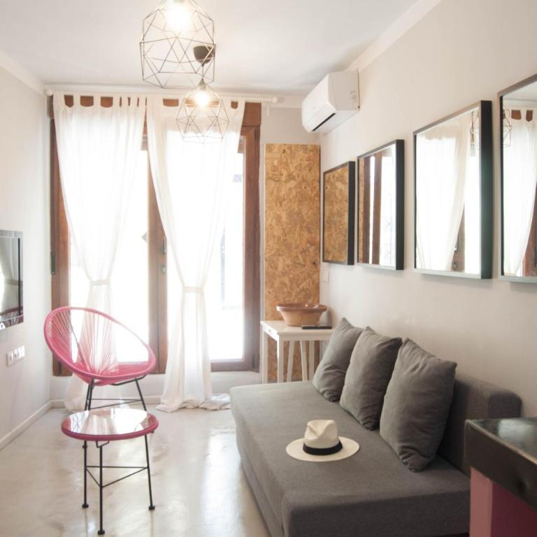 Apartamentos de la Parte Antigua de Cáceres - Standard Apartment - C/ Caleros - 5