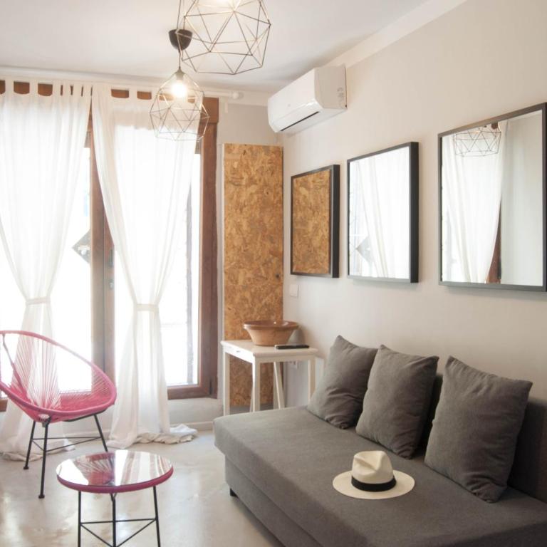 Apartamentos de la Parte Antigua de Cáceres - Standard Apartment - C/ Caleros - 10