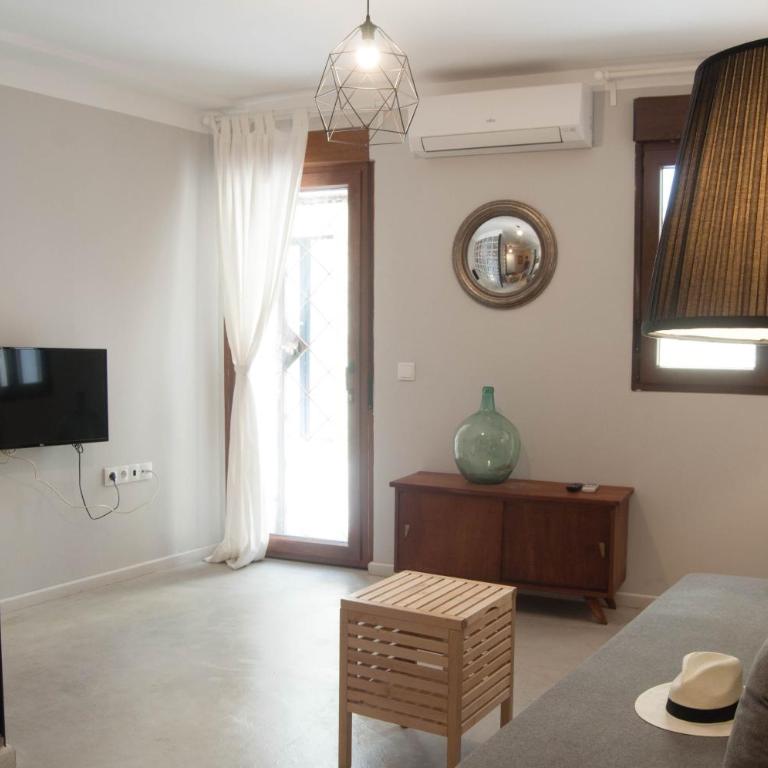Apartamentos de la Parte Antigua de Cáceres - Standard Apartment - C/ Caleros - 19