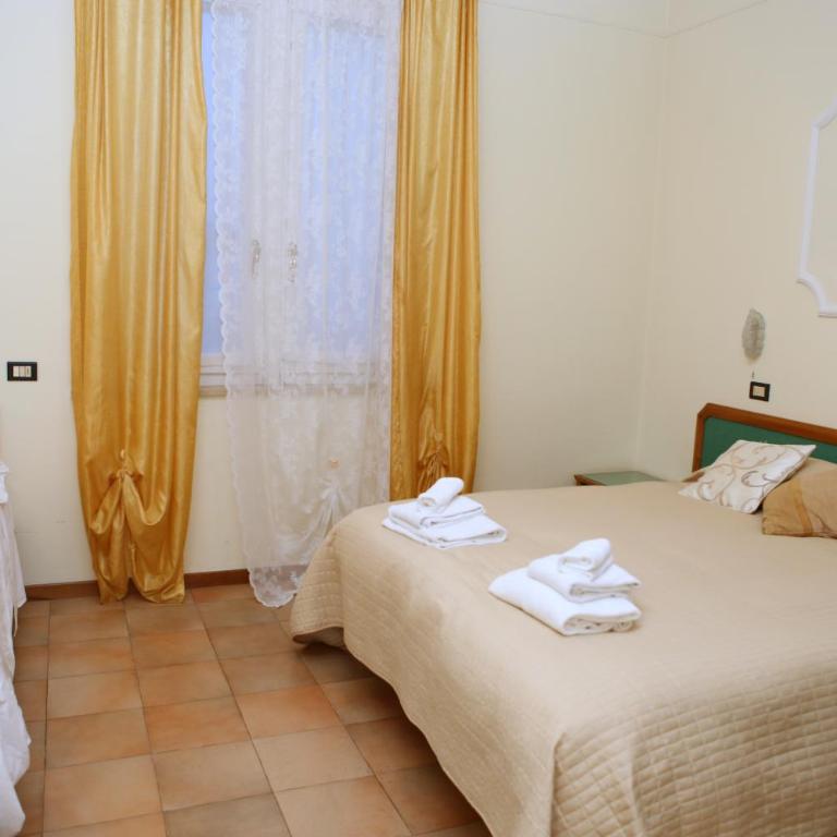 Hotel La Torre - Camera Tripla - 3