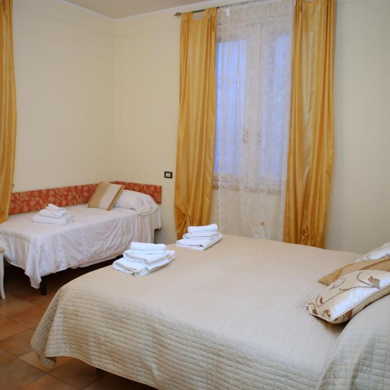 Hotel La Torre - Camera Tripla - 2