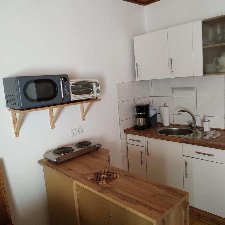 Apartmenthaus Kestel Gasthof - Apartment mit Balkon - 3