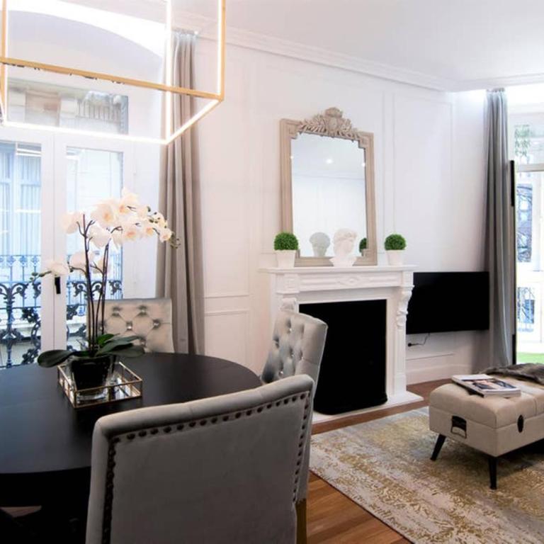 LA PLAZA Luxury Apartment (City Center) - Apartamento con 4 dormitorios - 2