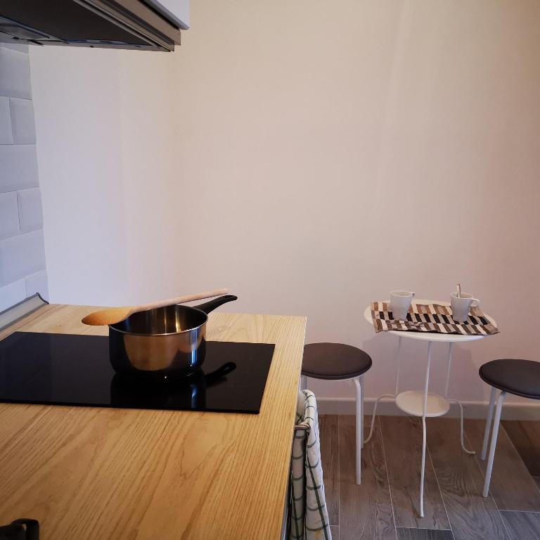 B&B Cirillo 65 - Appartamento con 2 Camere da Letto - 5