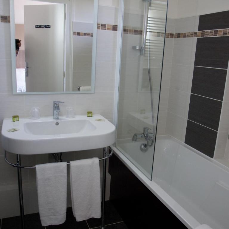 La Chartreuse Logis Hotel Restaurant - Chambre Double - Vue sur Fleuve - 3