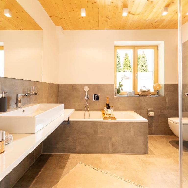 "Landhaus Panorama" - Luxuriöse Ferienwohnungen in bester Lage für gehobene Ansprüche - Deluxe Apartment - 5