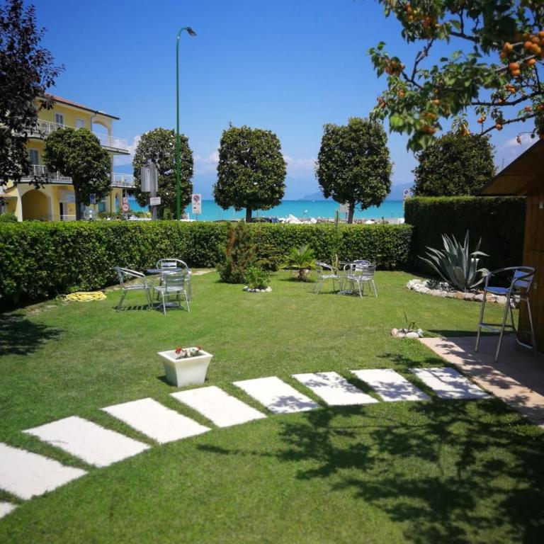 Hotel Fornaci - Camera Quadrupla Classic - 1