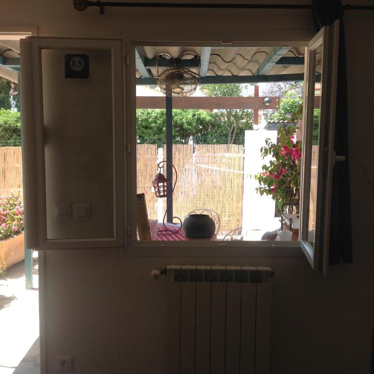 Rez de Jardin Villa Cagnes Sur Mer. - Studio-Apartment - 11