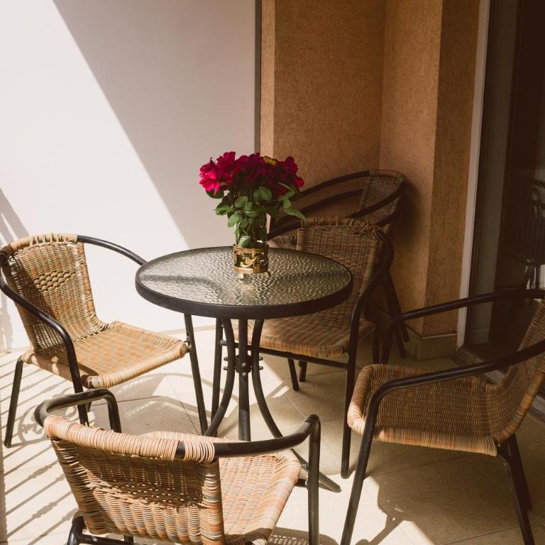 Golden House - Villa - 2