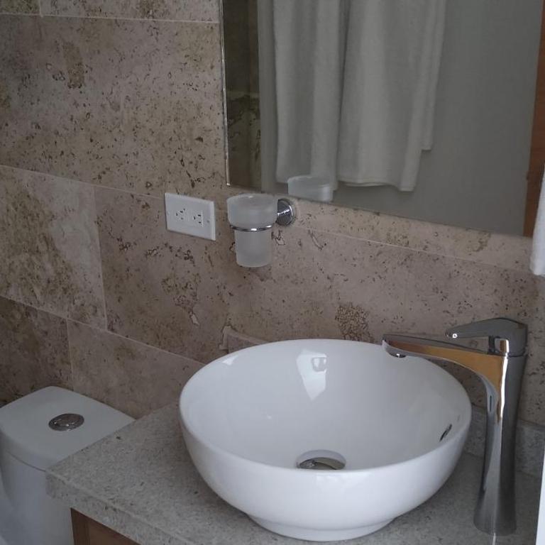 Suites calle 38 - Estudio Deluxe con cama grande - 4