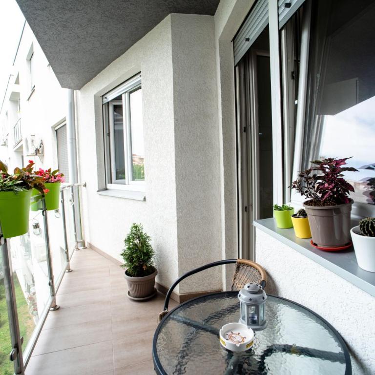 Apartman Black Star - One-Bedroom Apartment - 16